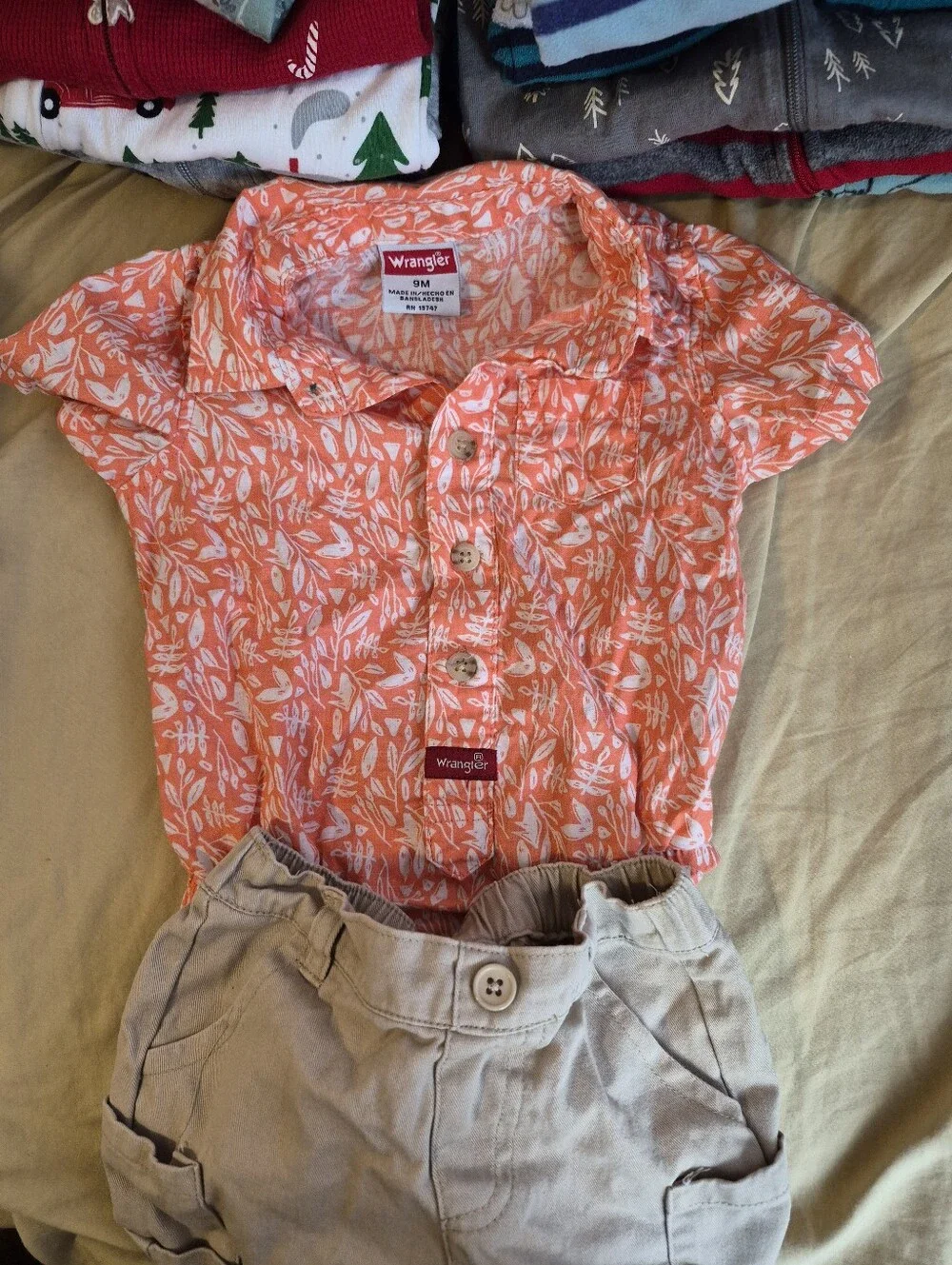 Nike & branded Kids Orange and Gray Shirt Bundle